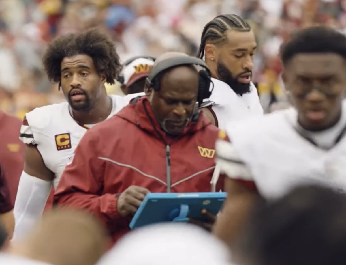 FML_Commanders tweet media