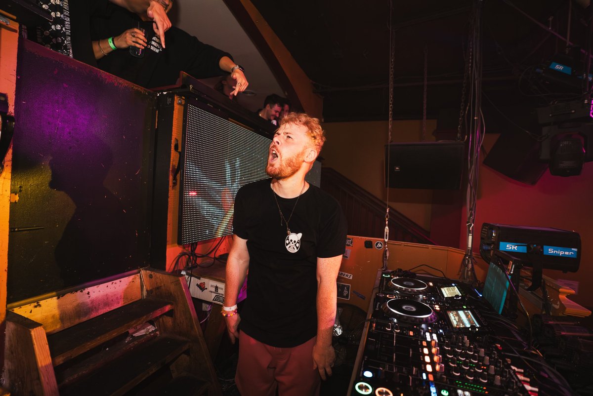 SPAGHEDDY's tweet photo. Thank u Seattle! 

📸 @AQuachMedia https://t.co/oGwf9p8Qq8
