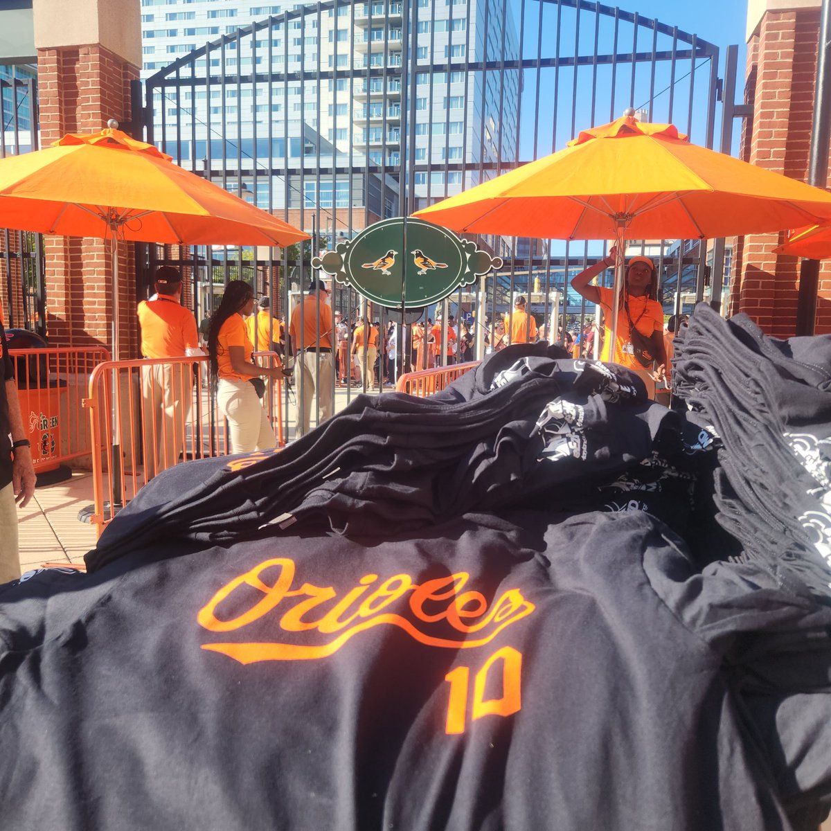 Happy retirement day <a href="/SimplyAJ10/">Adam Jones</a> 
All ready to hand out your shirts!!!
#Birdland