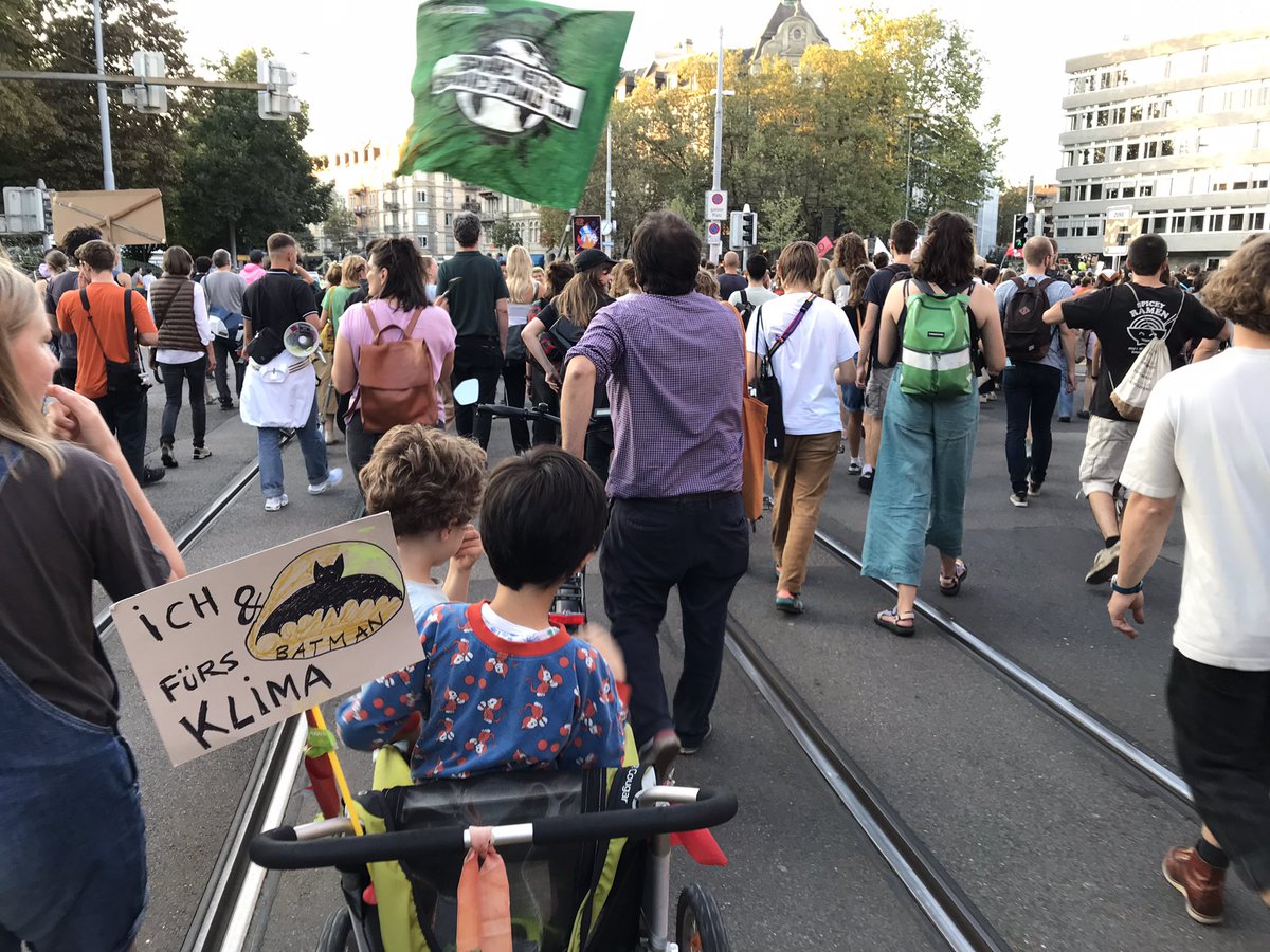 asti roesle tweet media