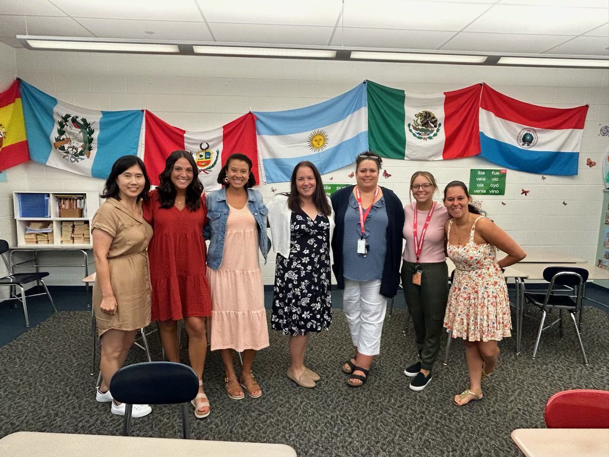RHSSpanishSquad's tweet photo. The World Language department is excited to be back! It’s been an amazing first full week. We can’t wait for this school year! 🌎🐦‍⬛❤️ https://t.co/5y5UOldgBd