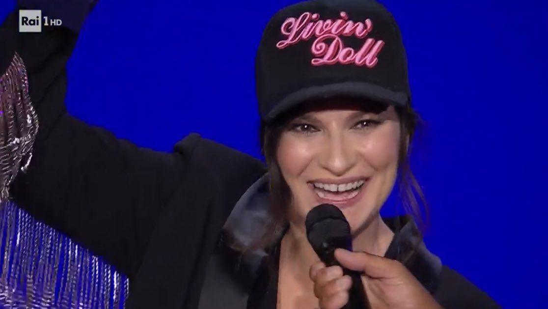 Cinguetterai's tweet photo. La direttrice artistica e conduttrice di #Sanremo2025

#TimMusicAwards #LauraPausini https://t.co/hr0N2x7Xlz