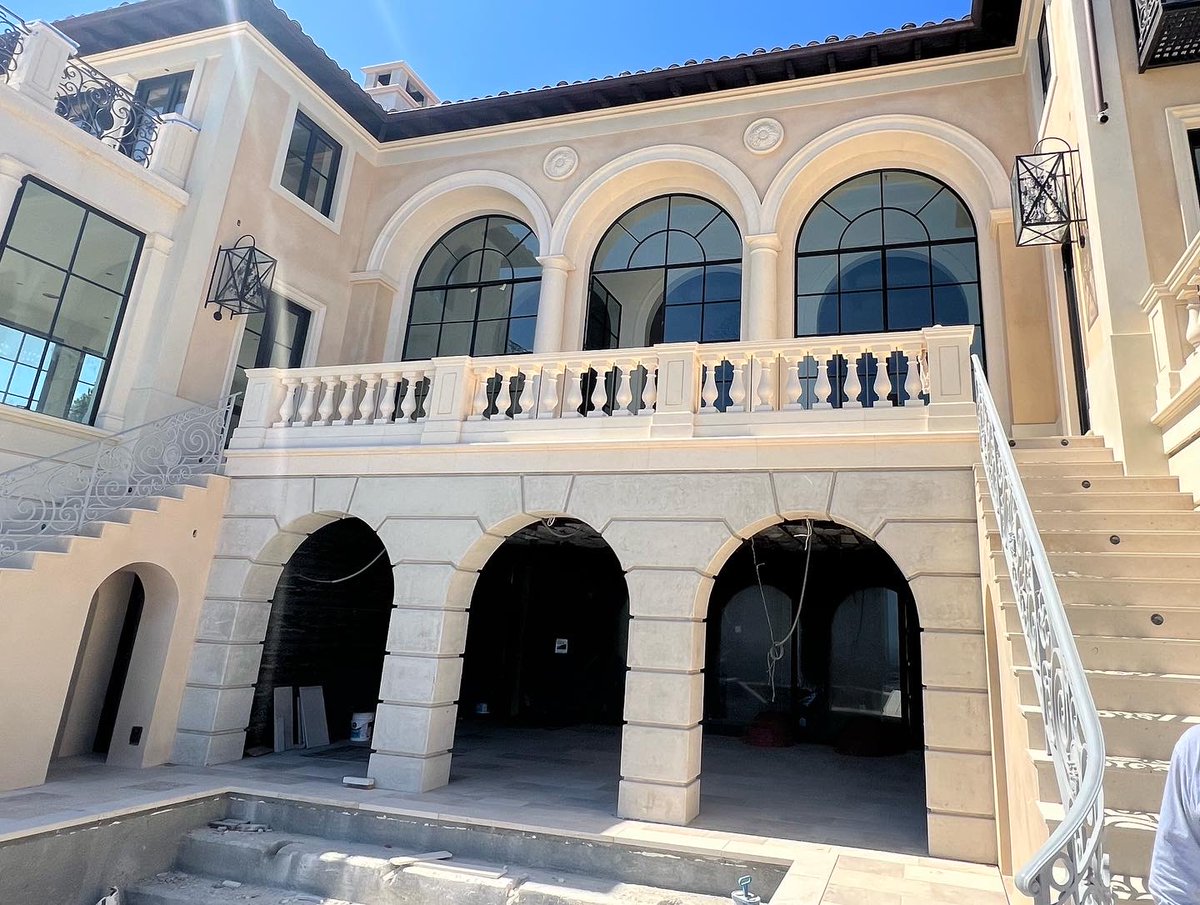 impressioncorp's tweet image. From dream to reality! 🏠 At Impression, Artisans of Limestone, we bring our craftsmanship to life. With European limestone, we handcraft your vision into the perfect home. 🤍 Stay tuned for the final reveal as this build nears completion. 🏗️✨