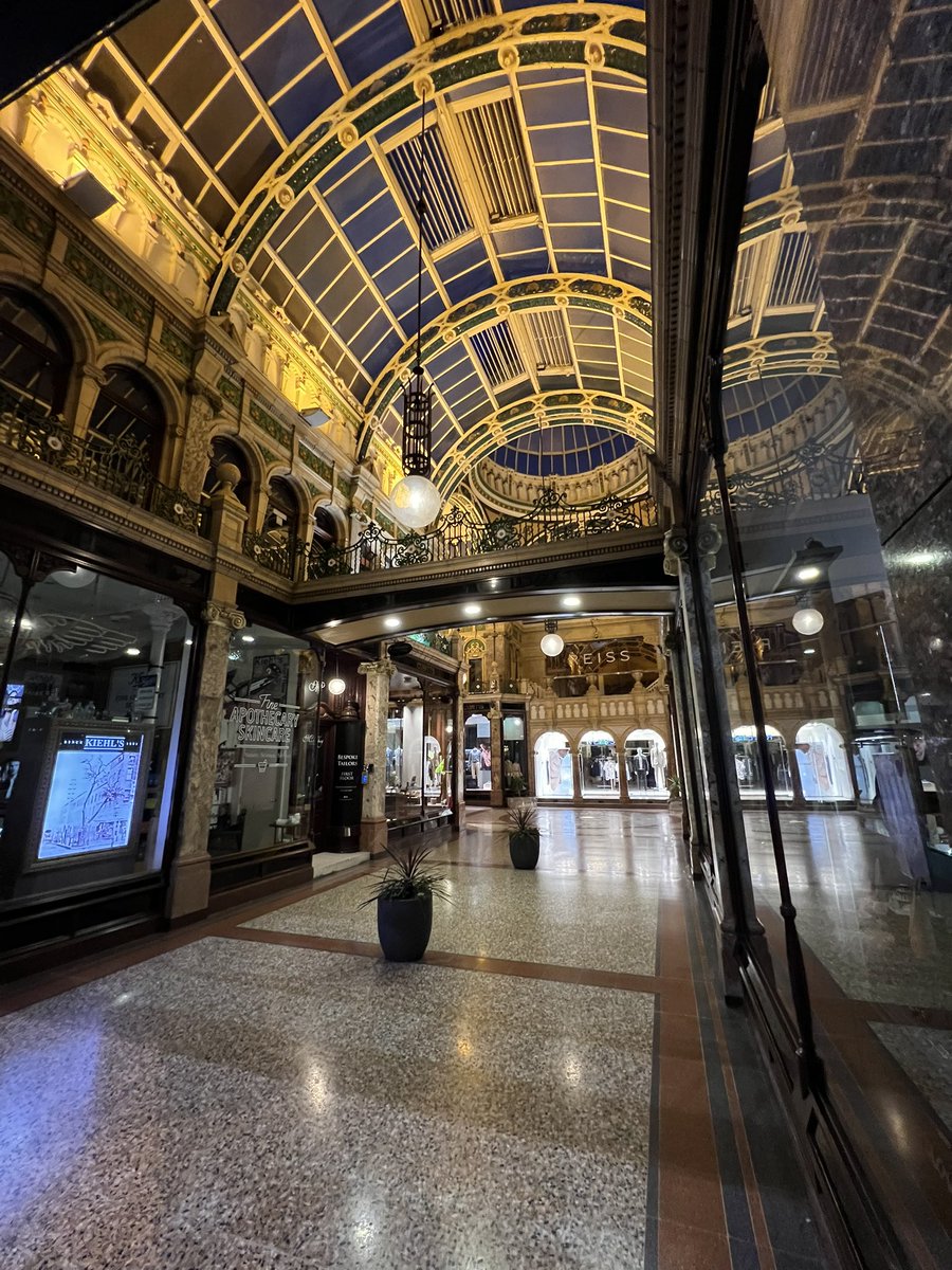 Our engineers were on site this evening to make some checks before we go into production of 21 new LED 600mm dia globes! Watch this space for more on this amazing refresh project!
#bespoke #Sustainability #circulareconomy #lighting 
#VictoriaLeeds_