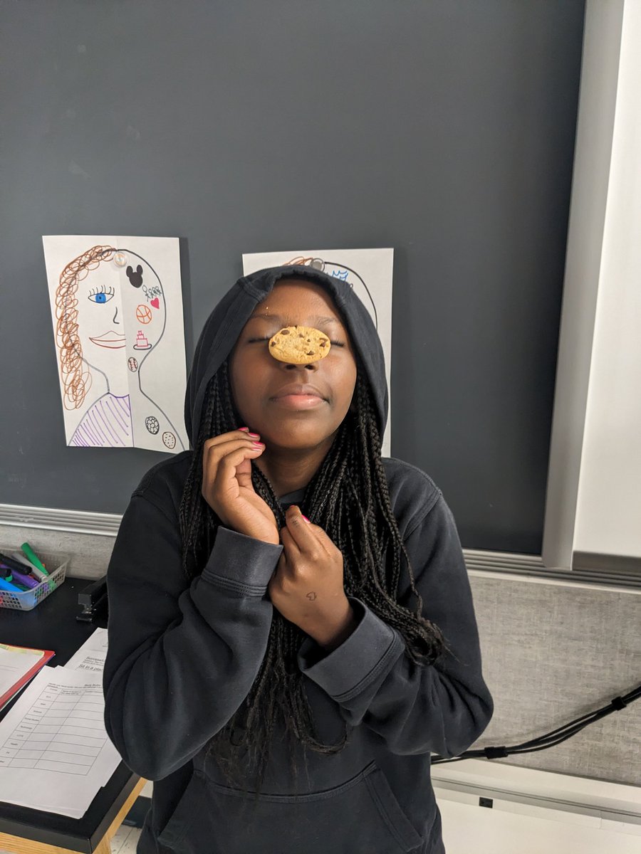 stefanie0124's tweet image. #funfriday today in #AVID @greecearcadiams #cookiechallenge @13KarynP13