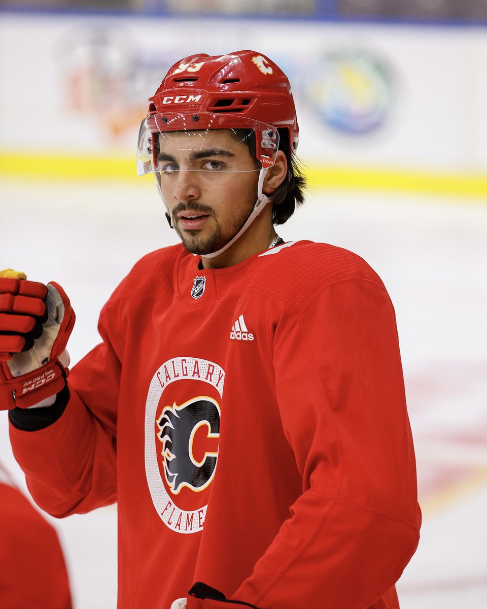 Can confirm we are very pleased to be bringing morning skate content to your TL 🥰