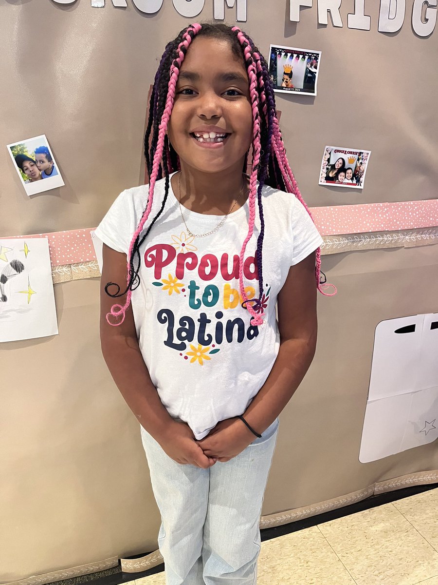 This girl is kicking off Hispanic Heritage Month loud & proud!! 🤩@BethlehemAreaSD @WilliamPennES @ZoudehB #buildingbethlehem