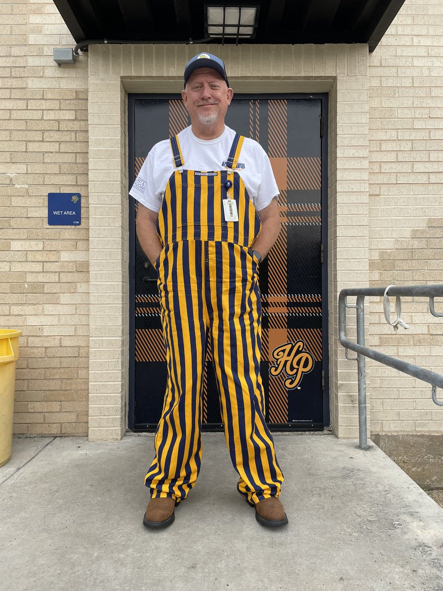 It’s GAMEDAY!!!!!! <a href="/JayHPSCOTS/">Jay Harris</a> <a href="/scotsathletics/">Highland Park Scots</a> <a href="/HPSCOTSFB/">HP Scots Football</a>