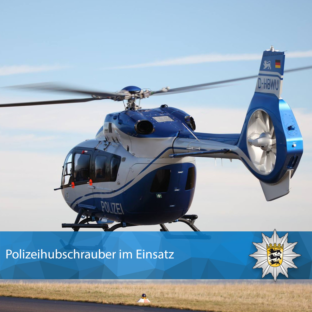 PP_Stuttgart's tweet photo. Hubschraubereinsatz im Bereich #Stuttgart #Sonnenberg zur Suche eines Vermissten. 
Eure Polizei Stuttgart. https://t.co/oEwTYhJ6mo
