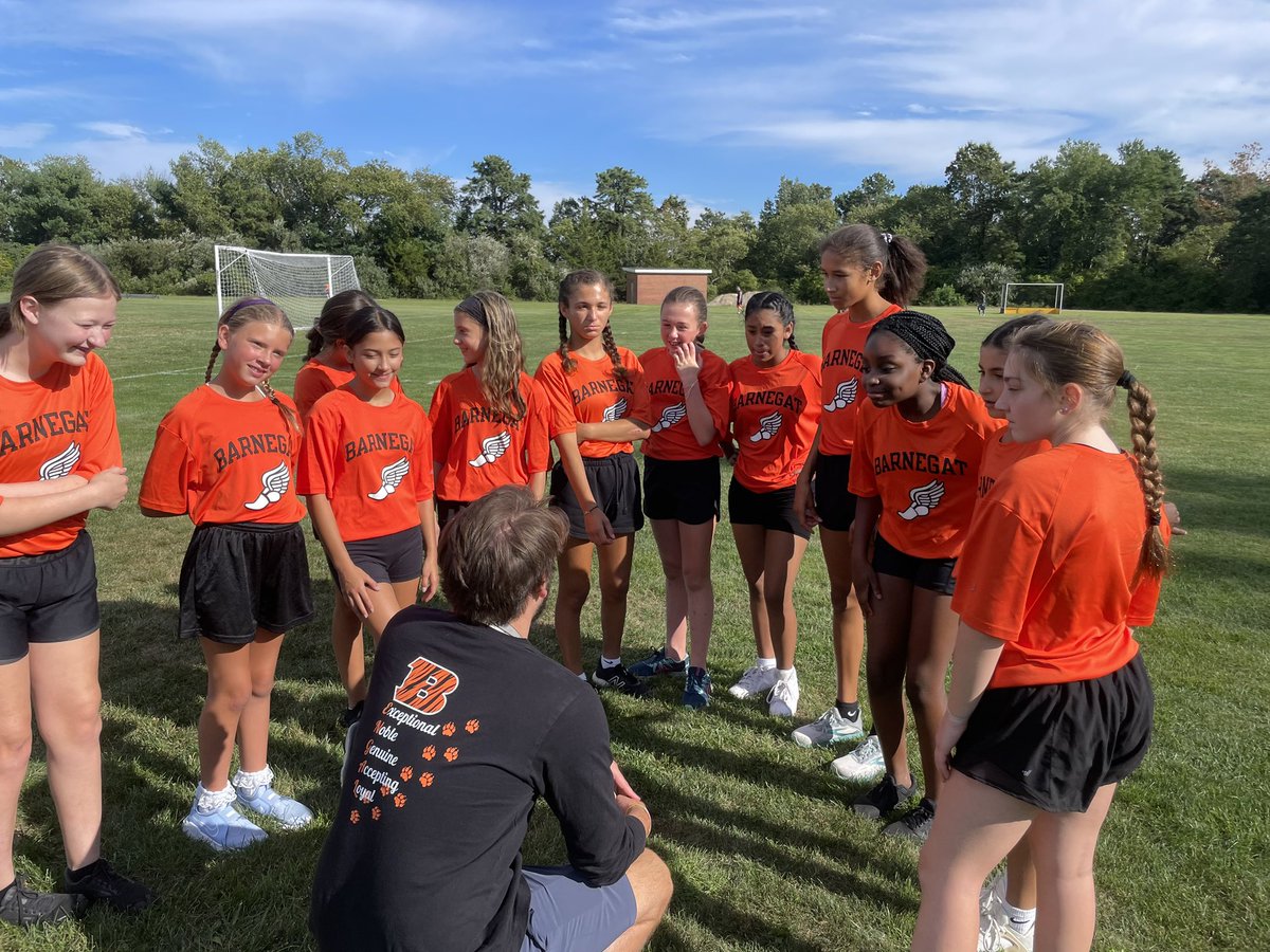 Coach Davies tweet media