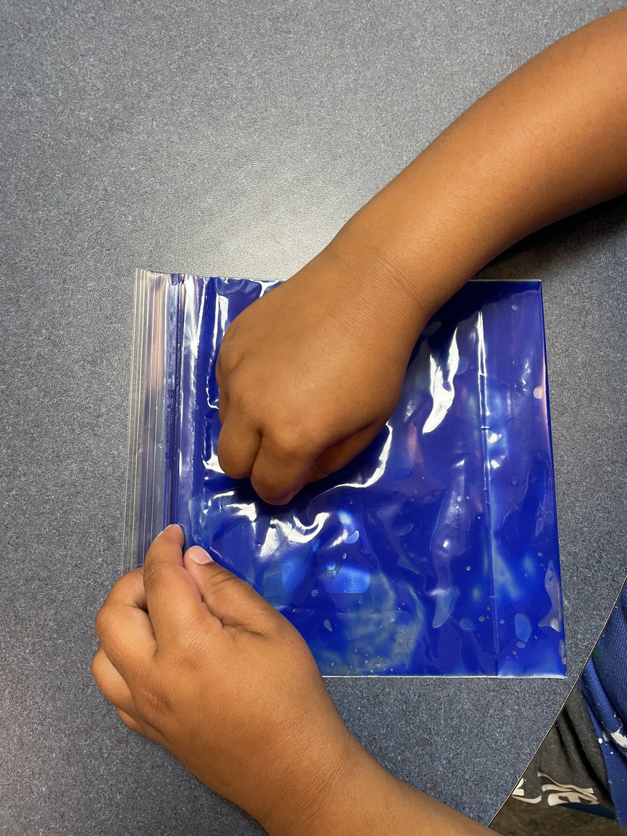 lamahoney9's tweet photo. I didn’t get any pictures of our gross motor practice, but check out these paint bags we used to practice making the shapes we have learned. https://t.co/csfwFvSN09
