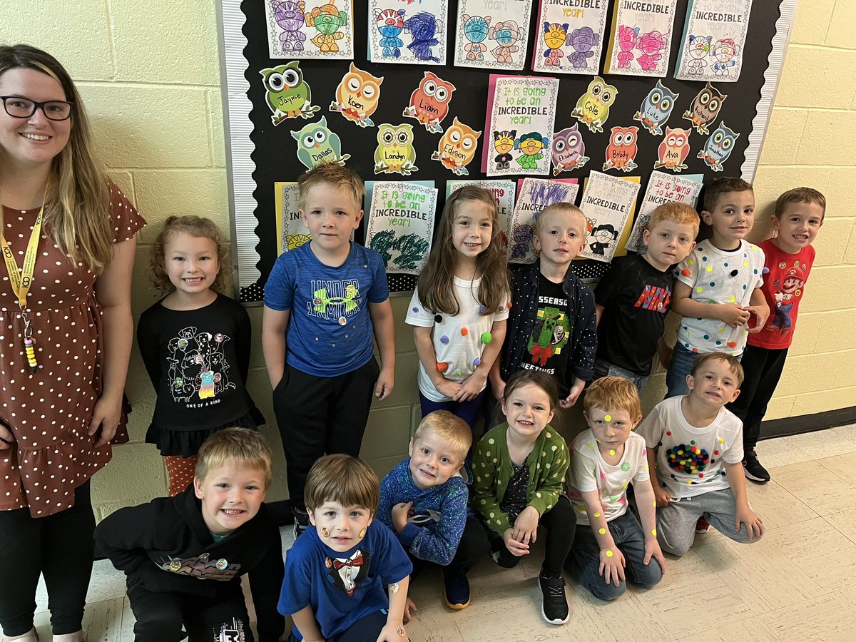 Happy International Dot Day 🔴🟠🟢🔵🟣 <a href="/NLESDCA/">NLESD</a> <a href="/Seahawks2407/">St. Joseph's Elementary</a>