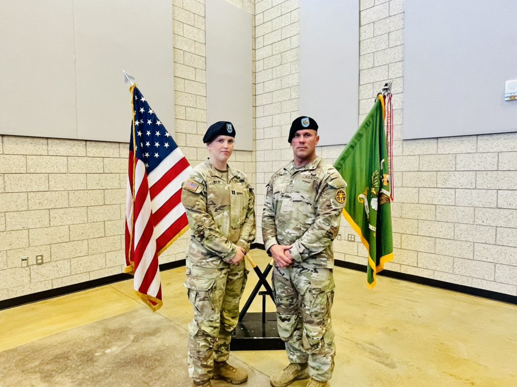 USACA held a COC. CPT Beavon passed the Company guidon to CPT Rice. We will miss CPT Beavon as he moves on to his next assignment. We are excited to see how she will lead the Soldiers, tackle challenges, and drive the team's achievements. 
#Guardians #Army2030 #BeAllYouCanBe