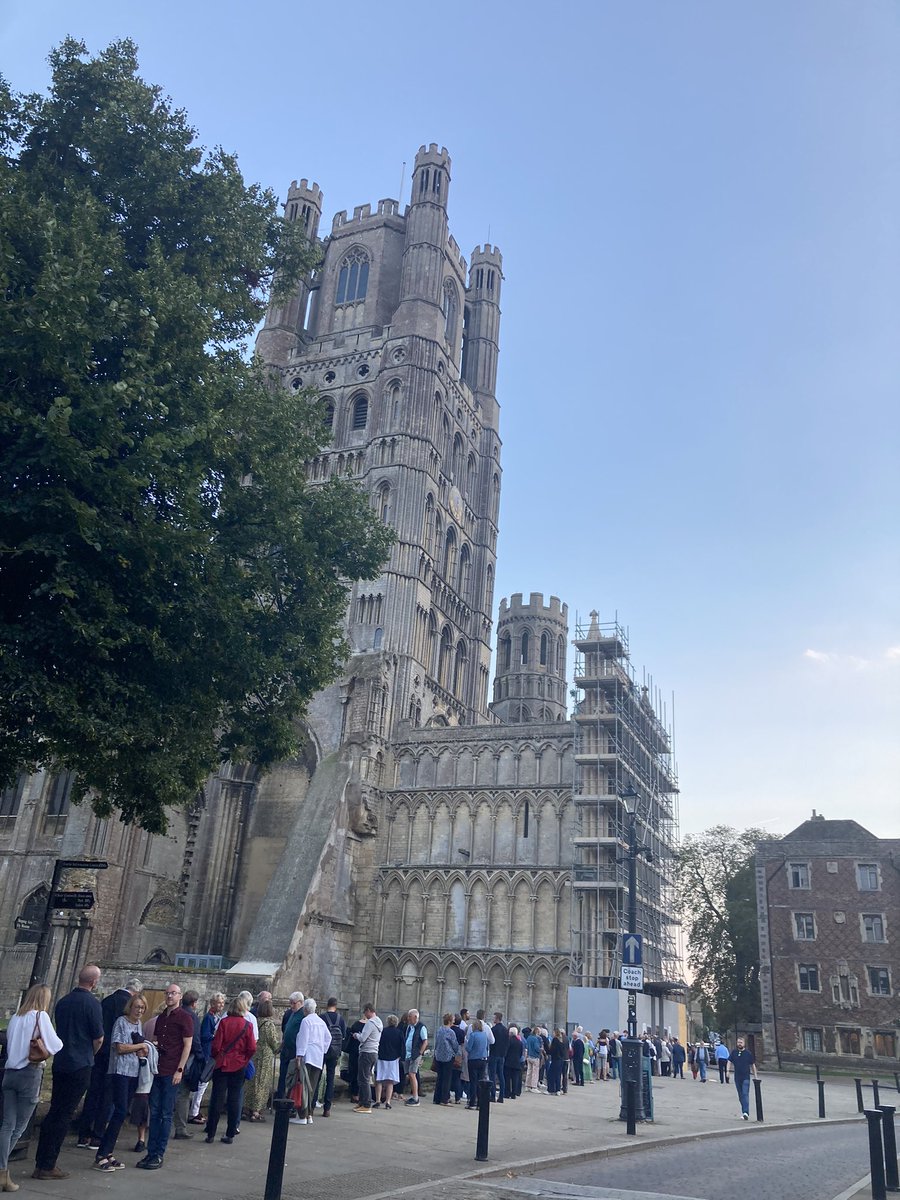 Amy Stuart 🧚🏻‍♀️ tweet media