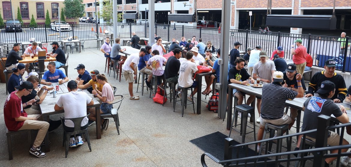 TheDraftRoomBUF's tweet photo. Pack the patio! Enjoy the 70° weather while we can this weekend!
@BuffaloBisons @BuffaloSabres @Harborctr @CobblestoneDist #fanfest #hockeyfest #buffalony #weekendvibes #buffalobisons #harborcenter #prospectchallenge https://t.co/rnl97GOslP