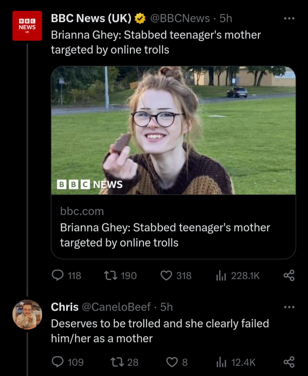 CW: transphobia, murder 

Hi @Sainsburys - is this one of your store managers saying the mother of a murdered teenager girl deserves to be trolled?