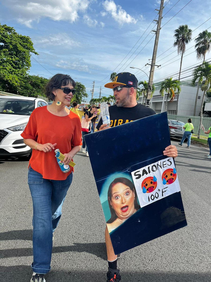 María de Lourdes Santiago tweet media