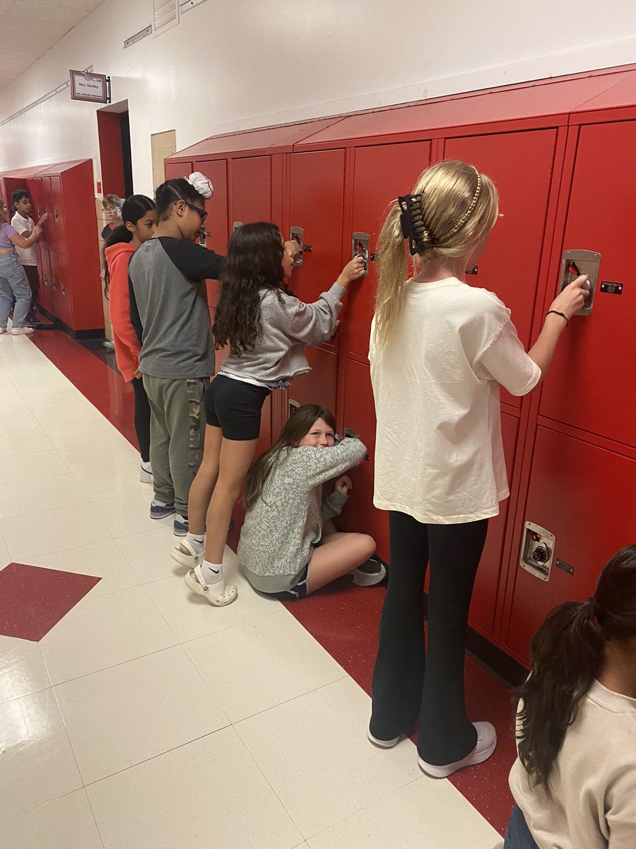 MrsTerrillion's tweet photo. New year new lockers!! 5th grade students have been hard at work practicing lockers! 🔐@IslandtreesMMS https://t.co/wftnpm0IwZ