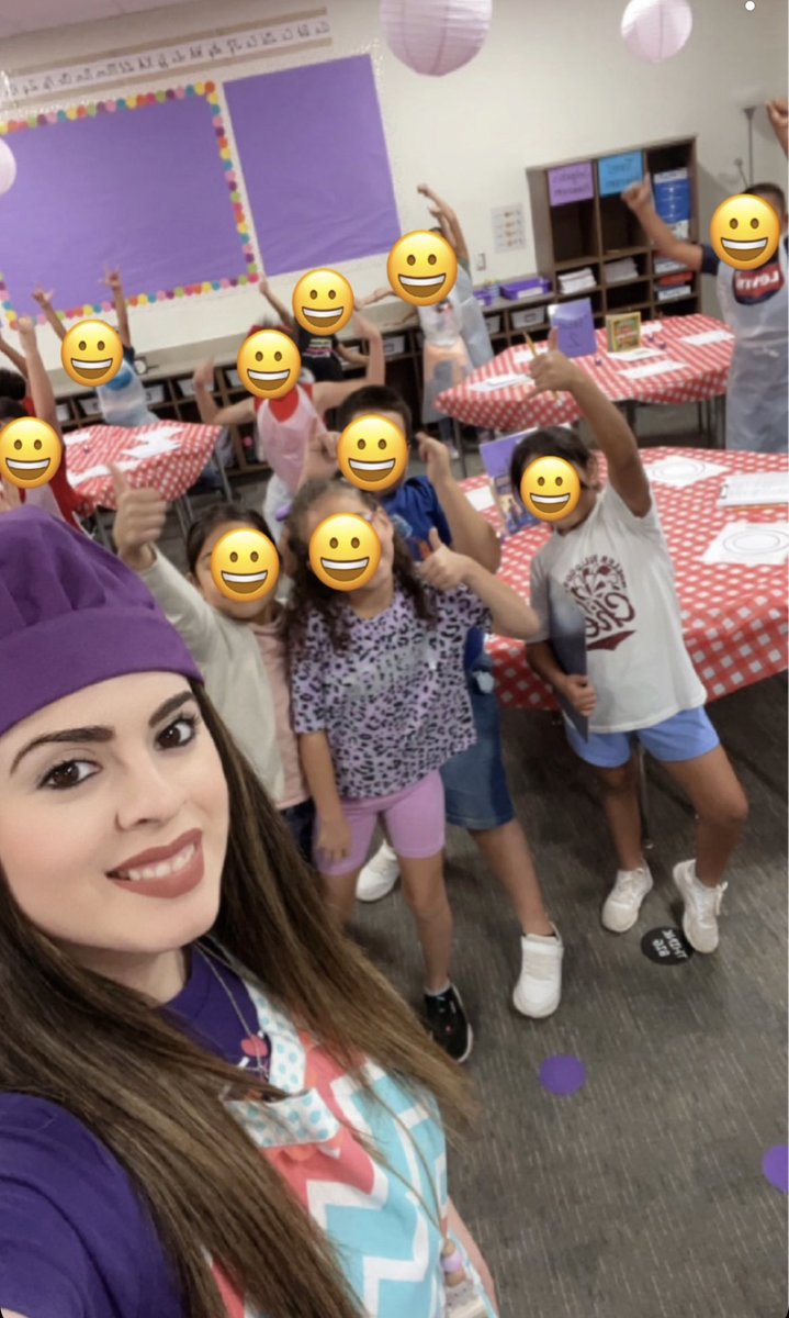 VSalgadoJES's tweet photo. Restaurant 502 is now closed! ππ©π»βπ³ Our Chefs worked very hard on their genre recipes & presentations! They did amazing!! π #proudteacher
#jeschat #wallerisdgreatness #bookgenretasting #classroomtransformation #genrestudy https://t.co/DZN7MvnqXZ