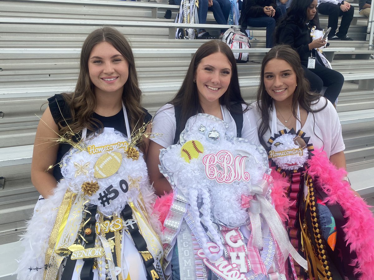 Forney_Rabbits's tweet photo. 2023 Hoco Pep Rally is bringing the hype! #FHSHoco #JackrabbitJoy #ForneyFamily https://t.co/5zIaD7yQlU