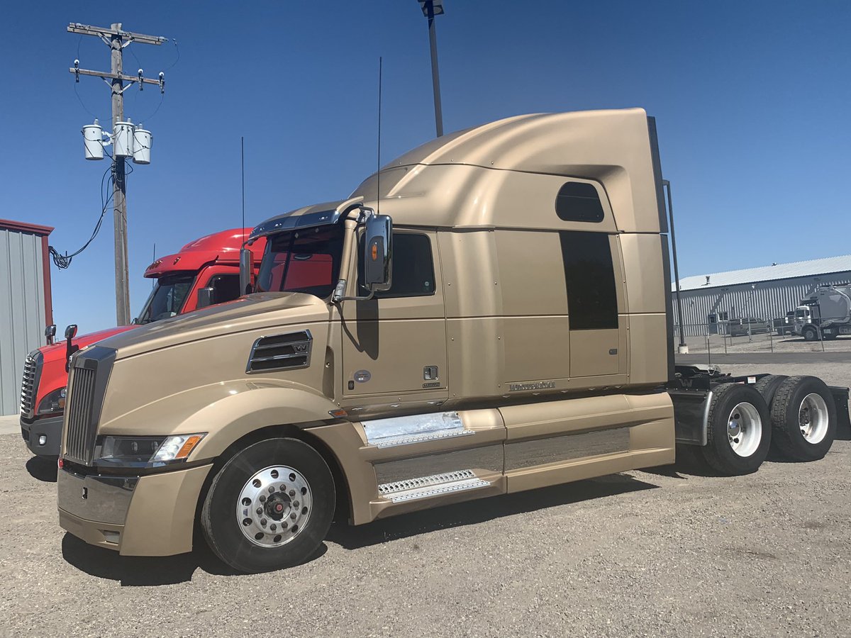 wstartrucks's tweet photo. 2020 Western Star 5700X
DD16 600hp , 18 speed
In stock In Heyburn Idaho https://t.co/clNkdA26KL