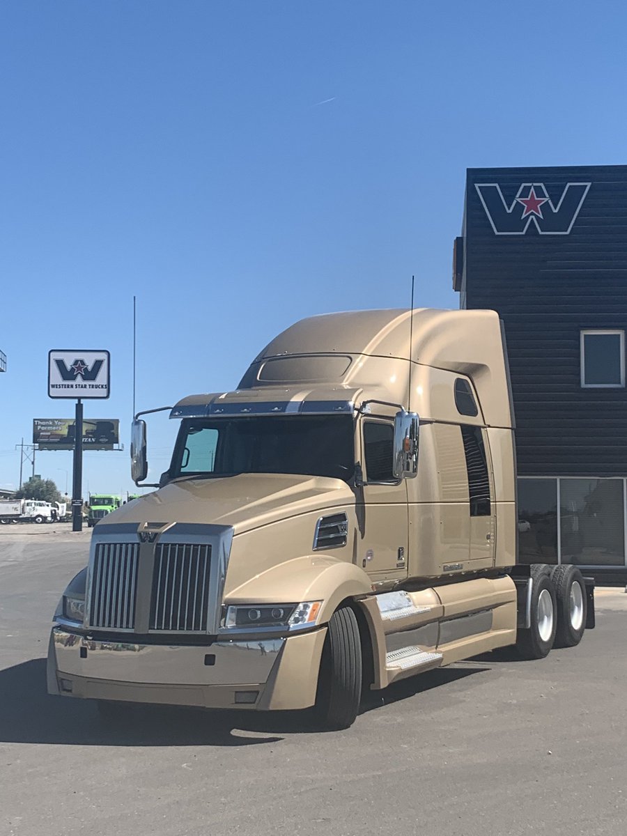 wstartrucks's tweet photo. 2020 Western Star 5700X
DD16 600hp , 18 speed
In stock In Heyburn Idaho https://t.co/clNkdA26KL