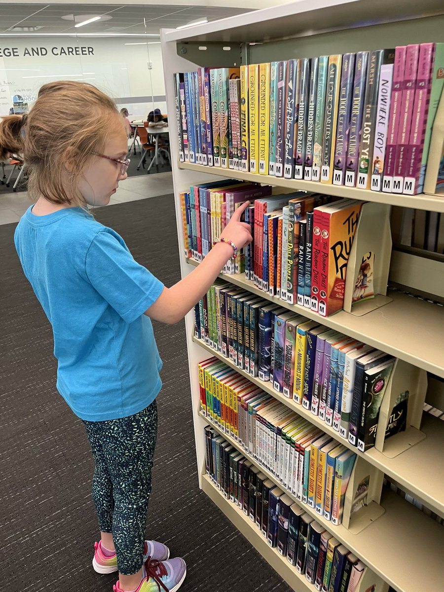 Sara Miles tweet media