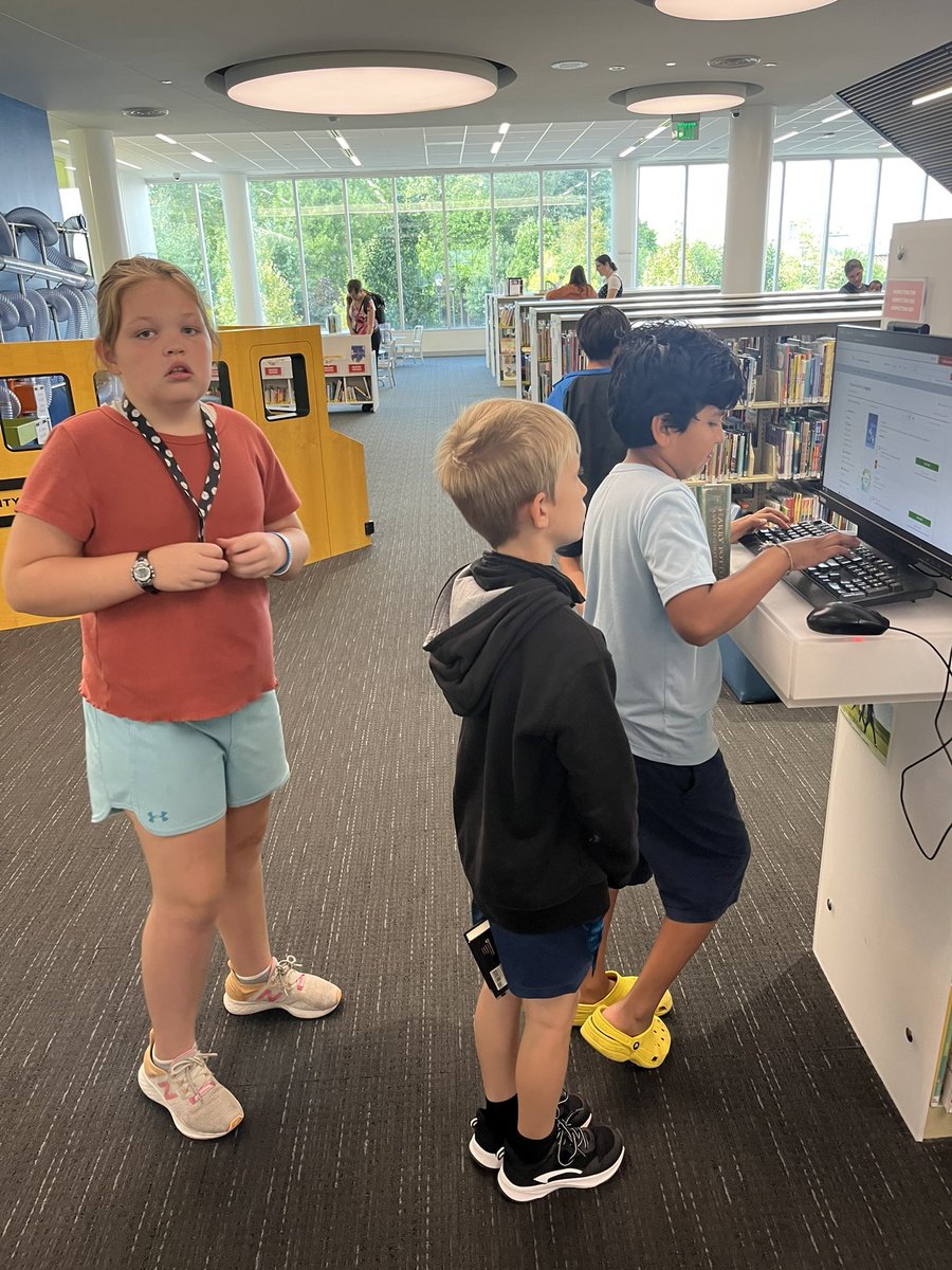 Sara Miles tweet media