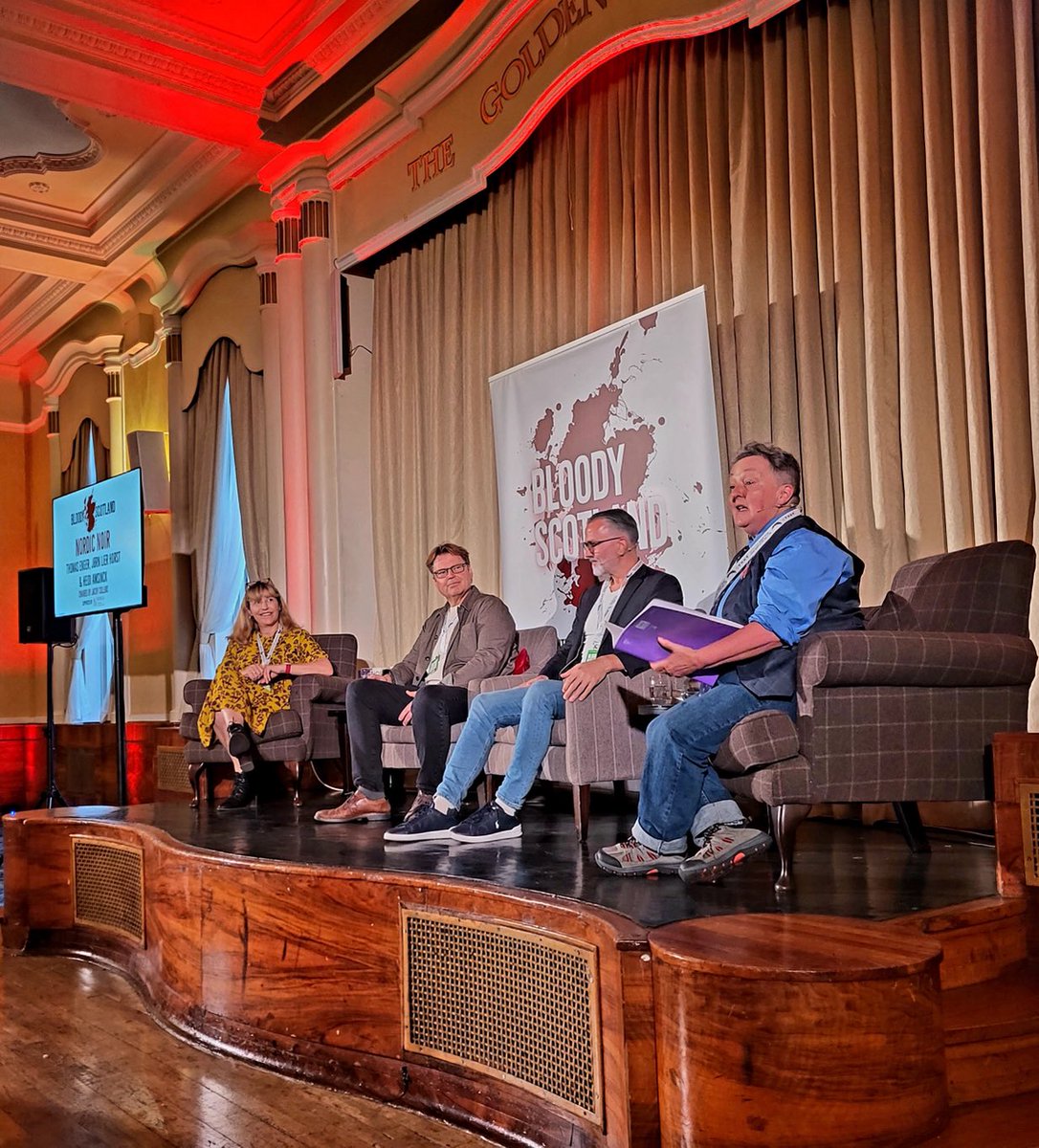 Only slightly starstruck on stage at ⁦@BloodyScotland in Stirling with Norwegian crimewriting power duo ⁦@EngerThomas⁩ and ⁦@LierHorst⁩, interviewed by the wonderful ⁦@CollinsJacky⁩. Really fun panel, loved it 🏴󠁧󠁢󠁳󠁣󠁴󠁿🇩🇰🇳🇴❤️ #bloodyscotland #nordicnoir