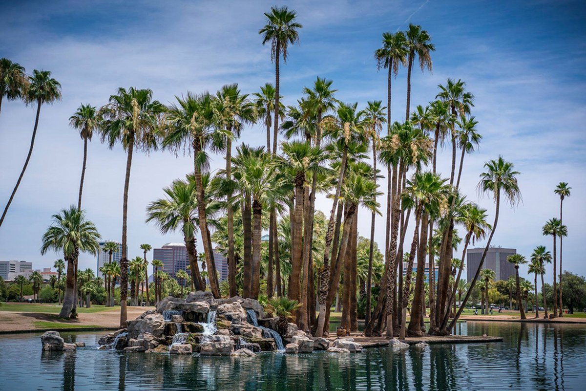 azwater's tweet image. Ready for a #FridayFishing trip that isn’t too far away? Find a convenient urban fishing spot near you @ ow.ly/R48950PMh3n @azgfd