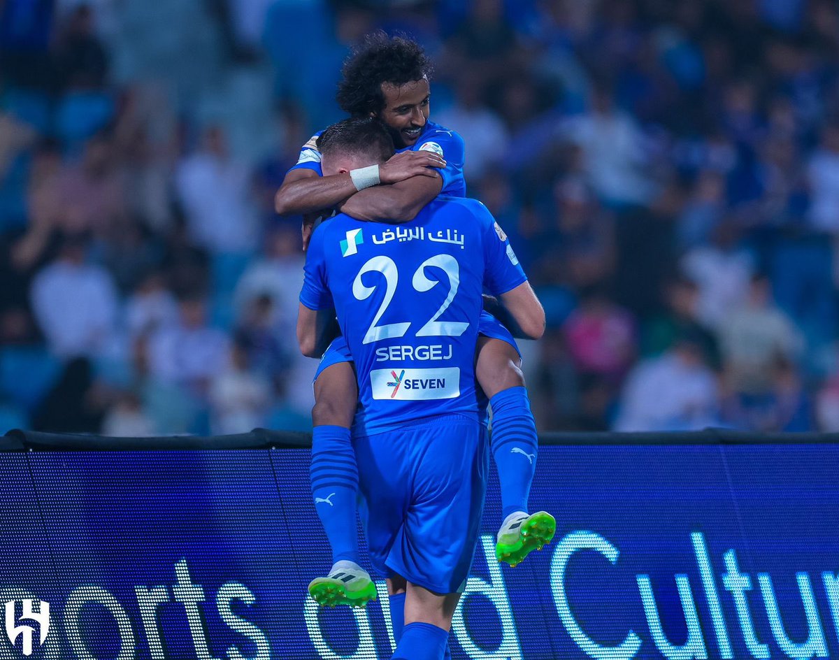 مبروكين يازعماء 🙏🏻💙 شكرًا لدعمكم و حضوركم بإذن الله الجاي افضل ⚽️💙