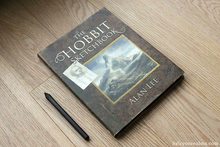 Ridiculously detailed drawings from concept artist Alan Lee's The Hobbit Sketchbook (2019) - https://t.co/RJ1GMlaf6f
#LordOfTheRings 