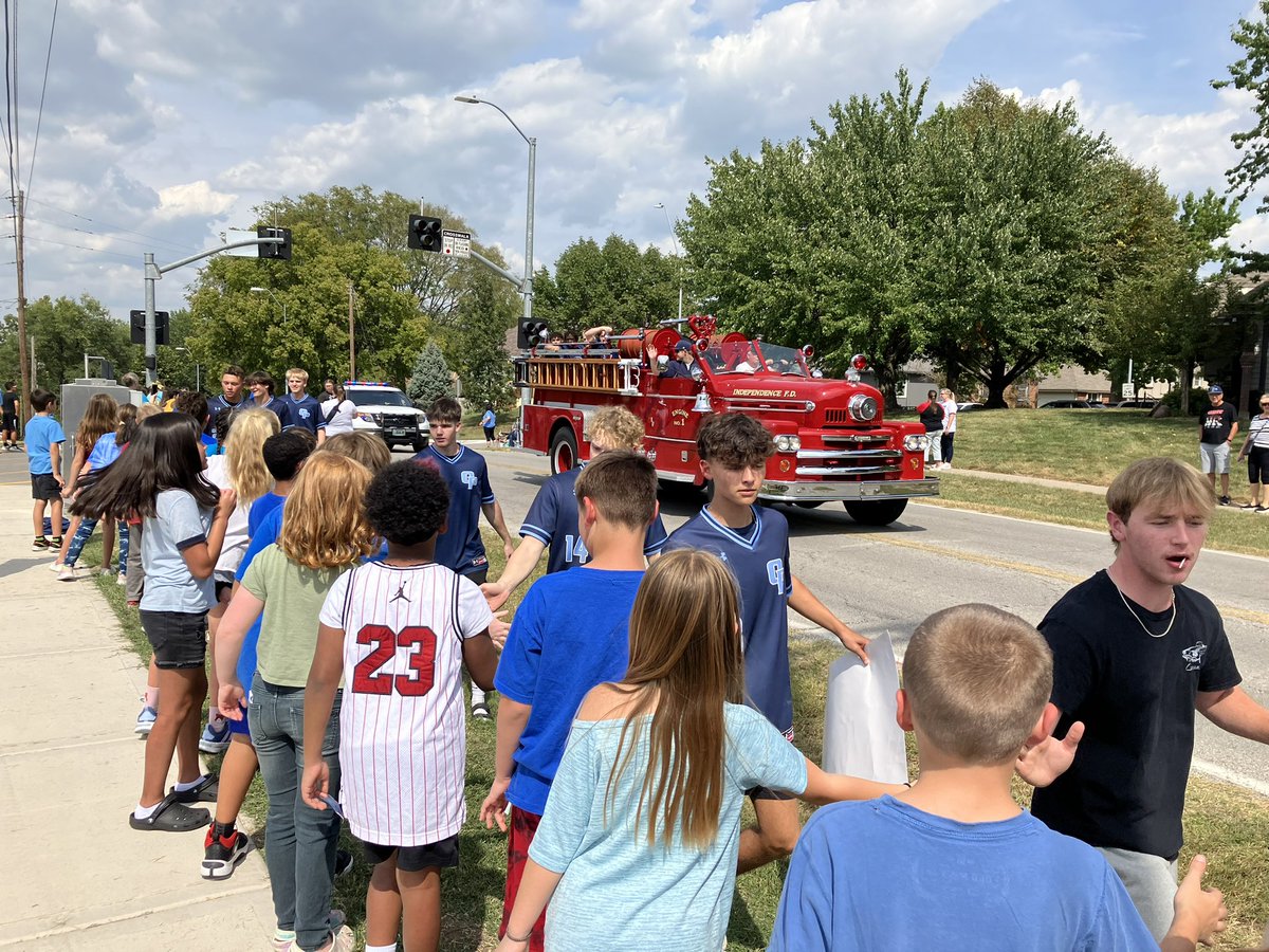 It’s a great day to be a Clardy Wildcat! We had a blast cheering on the <a href="/Northmen_OPHS/">Oak Park High School</a> at the homecoming parade! #WildcatProud