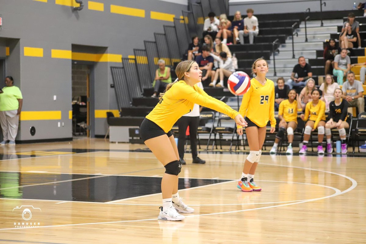 Last night, the Hornets swept New Bloomfield 3-0 (25-5, 25-9, 25-9). Bringing their record to 10-1-1! The Hornets play at Mexico High School on Monday, September 18, 2023. #FultonProud <a href="/FPSActivities/">Fulton Activities</a> <a href="/fulton_vball/">Fulton Volleyball</a>