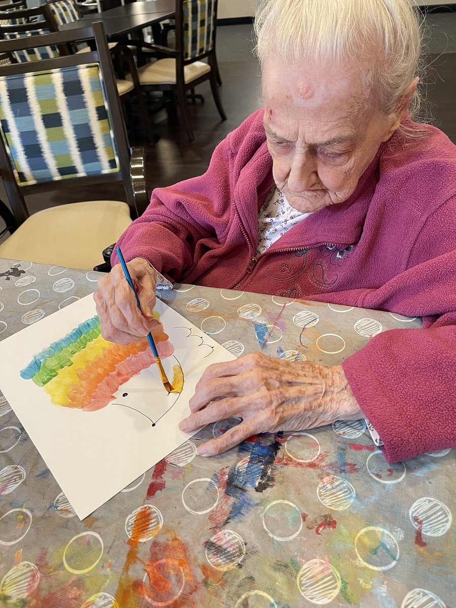 TaylorSpringsHC's tweet photo. Our legacy residents had a great time during our Artisans Program, making the cutest hedgehogs!🎨
#Legacy #TrilogyBFF #TaylorSpringsHC https://t.co/ziQEPwSaKc