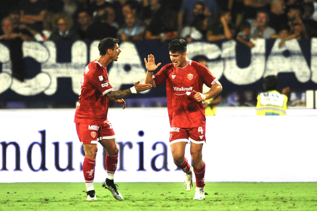 ACPerugiaCalcio's tweet photo. 🎙️| SALA STAMPA
#SpalPerugia, post gara con Edoardo #Iannoni
👉 https://t.co/nf6tNKBDag
#forzagrifo⚪️🔴 @LegaProOfficial #SPAPER https://t.co/28ynjc5v5F
