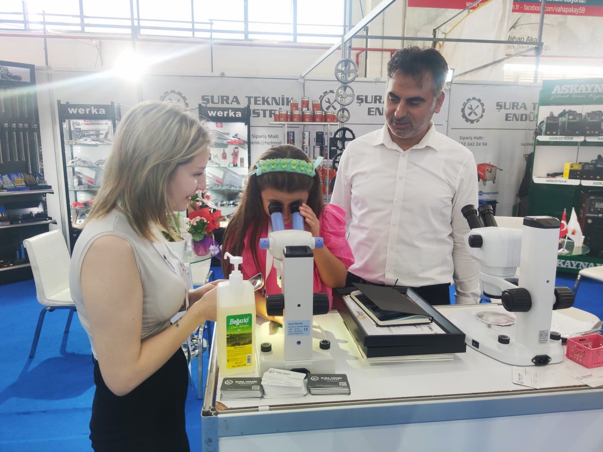 DanaciHacer's tweet image. Ticaretin Kalbinin Attığı 
7. Çerkezköy Endüstriyel Fuarımızın 3. Gününde  Sn Genel başkanımız Murat DANACI bey ve Tso oda başkanımız Ahmet ÇETİN bey ile birlikte fikir alışverişinde bulunduk
#fuar #cerkezkoy #endustri #teknoloji #ilaç #sanayi  
@ahmetÇetin @M.RifatHisarcıklıoğlu