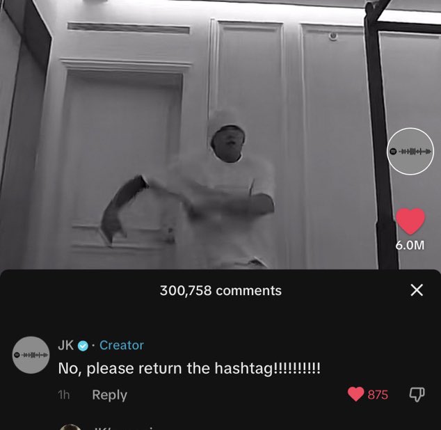 ผ่านไป 13 ชั่วโมงแล้ว จองกุกก็ยังมางอแงในคอมเม้น คือโครตน่ารัก น่าเอ็นดูชะมัดดดด 🤣🤣🤣🤣🤣