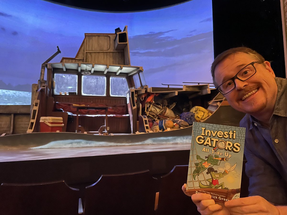 johngreenart's tweet photo. Took my boat book to see a boat play! #thesharkisbroken @SharkOnBroadway https://t.co/LySOqPRhfY