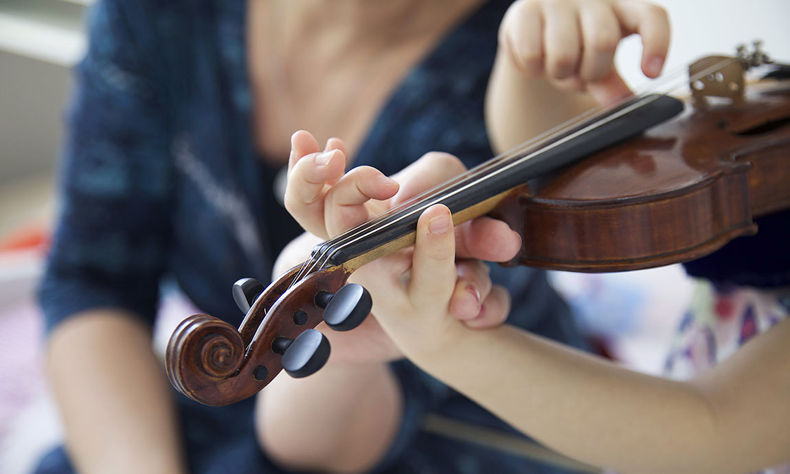 Choosing a Violin (Or Viola, or Cello) Teacher for Your Child - One cannot understate the importance of performing due diligence in choosing your child's violin teacher. Read more: benningviolinsstore.com/choosing-a-vio… #student #violin #viola #cello #violinist #cellist #violist #teacher