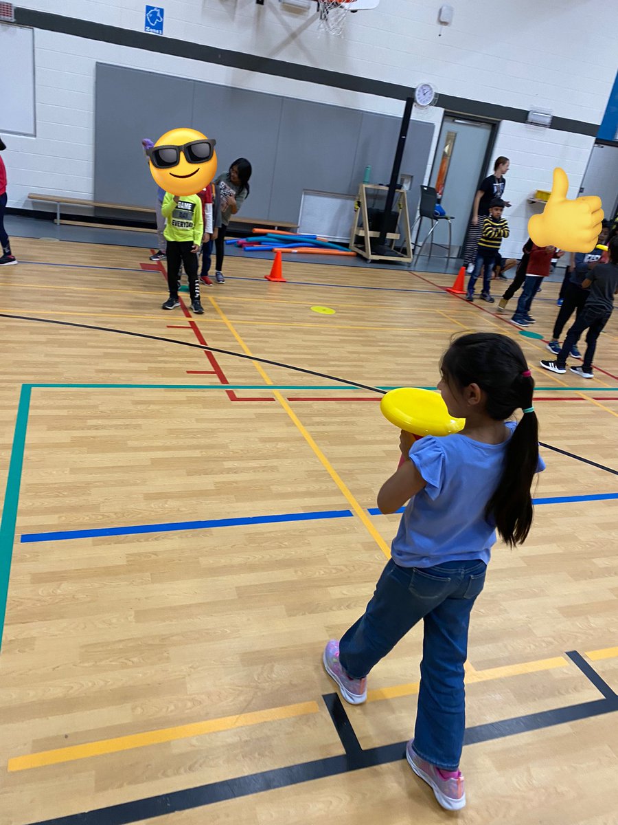 Students had fun in the gym aka the den this week participating in some fun relay races! <a href="/DesmondHDSB/">Viola Desmond Public School</a> <a href="/Desmond_Den/">Desmond Den</a>