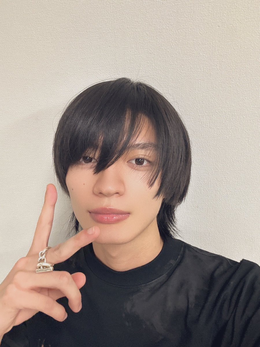 mokudai_kazuto's tweet photo. おはようございます！
オリックス劇場でお会いしましょう🐮

#仮面ライダーギーツ 
#杢代和人 
(スタッフ) https://t.co/gAsTLO0hWs