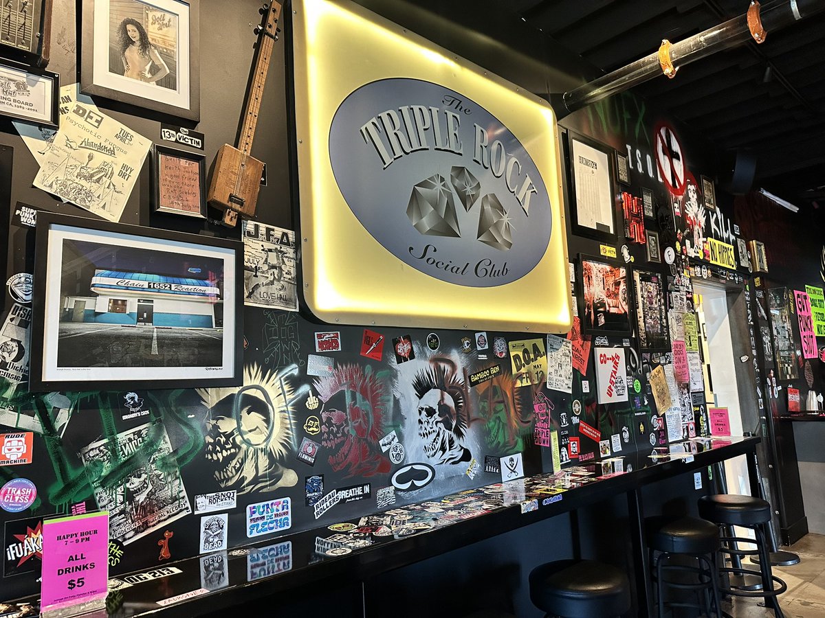 BittburgerSr's tweet image. While in Vegas this is a must! Being a music lover of all types this is truly my favorite!! #THEPUNKROCKMUSEUM
