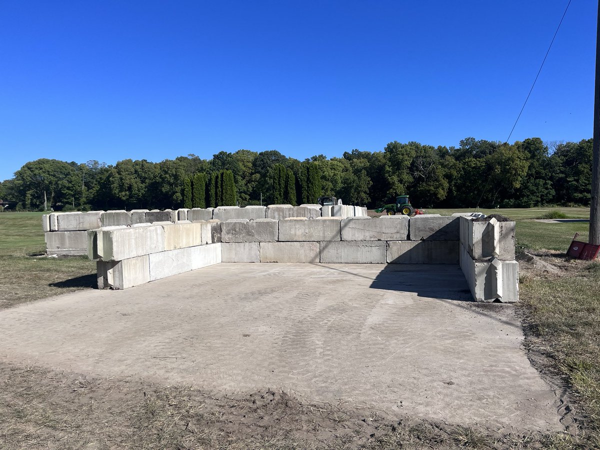 BrandonStith's tweet photo. Very busy week for the turf center. Starting a lot of exciting work for next years field season, renovating/re-purposing old plot space, and the installation of our sand/soil storage bays. 

This has been a long time coming and I’m thankful to be a part of it. #buckeyeturf https://t.co/46A30fW0nY