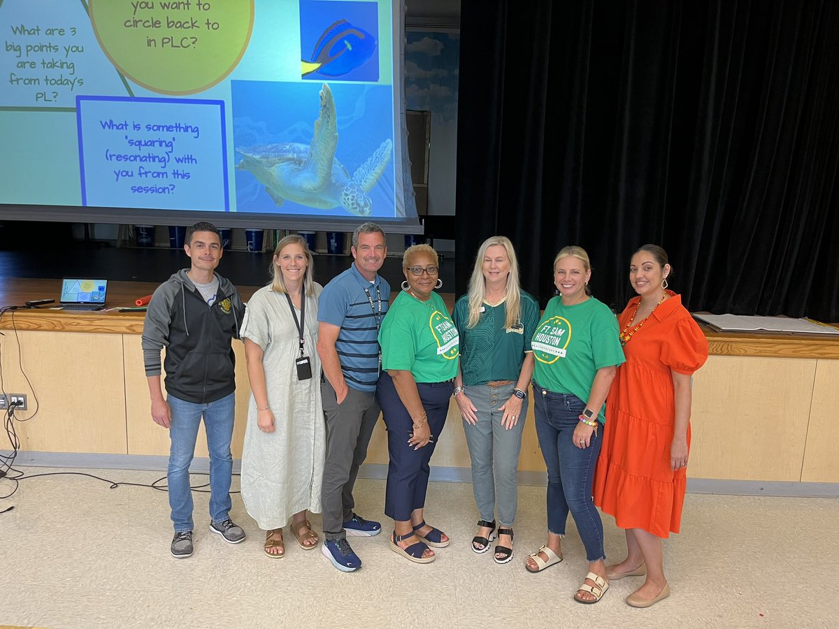 gomez_rene1010's tweet photo. These educators are truly dedicated to supporting ALL our students! We got to celebrate and learn together today @FSHISD https://t.co/wjoSFUCJMf