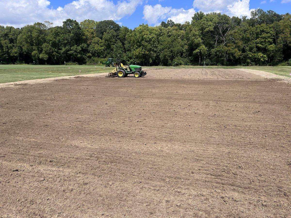 BrandonStith's tweet photo. For those interested…
-Seed bed prep for NTEP trials
-Monostand high cut turf blocks (TTTF, KBG, PRG)
- Fairway and greens height bentgrass A List trials
-Sports turf space converted to bent/poa fwys for ABW work
-Bent/poa greens (turf pathology)
#buckeyeturf https://t.co/9SnCszi6T6