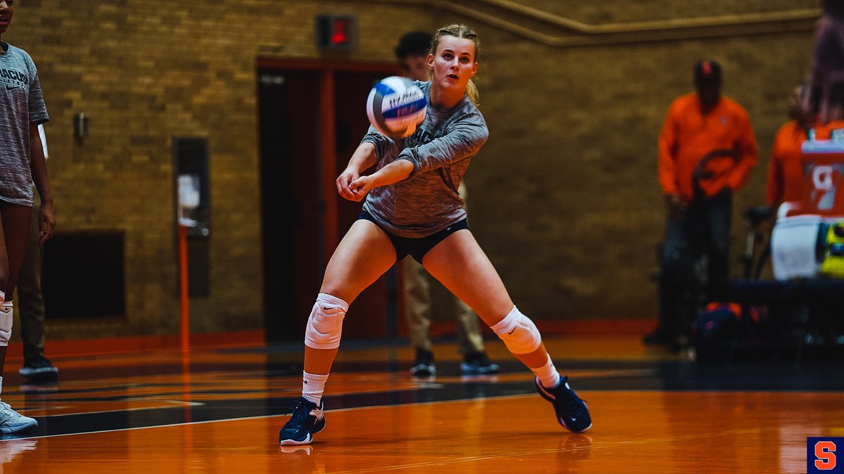 CuseVB's tweet image. Warmed up for the home opener!🍊🏐

📈 - bit.ly/3PCXHmE
💻 - es.pn/45UIq6e

#UniqueUnitedUnlimited x #UnleashthecUUUse x #cusevb