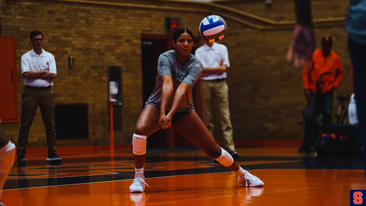 CuseVB's tweet image. Warmed up for the home opener!🍊🏐

📈 - bit.ly/3PCXHmE
💻 - es.pn/45UIq6e

#UniqueUnitedUnlimited x #UnleashthecUUUse x #cusevb