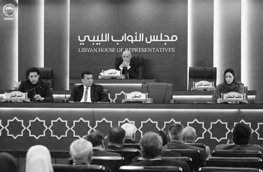 لو حاط في بالك ان نحن گ شعب ممكن ننسو الـ 20 الف ضحيه، راك غلطان
لو حاط في بالك ان الفلوس ممكن يعوضن الكارثه هذي، راك غلطان
الـ 20 الف ليبي في رقابينا لو سكتنا عالحق
وجودكم قلق
كان عندنا فيكم 0.1% أمل ولكن بعد اجتماعكم بعد 4 ايام من الكارثه خاب الظن
وقتكم انتهى

 #يسقط_عقيلة_صالح