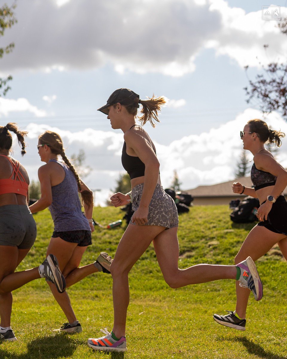 wyo_track's tweet photo. Closing out the week with a run in the sun ☀️ https://t.co/FBJA8Laa3y